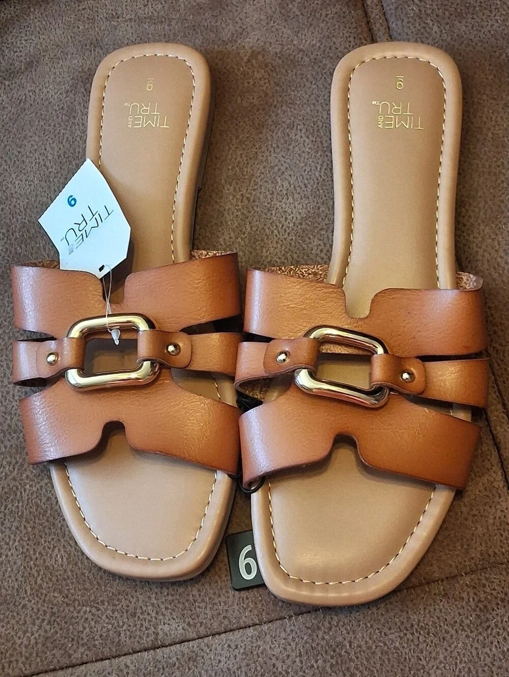 Time and Tru Embellished Slide Sandals with Decorative Buckle Cognac Size 9